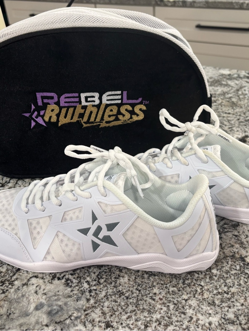 Rebel Ruthless Women's White Athletic Trainers